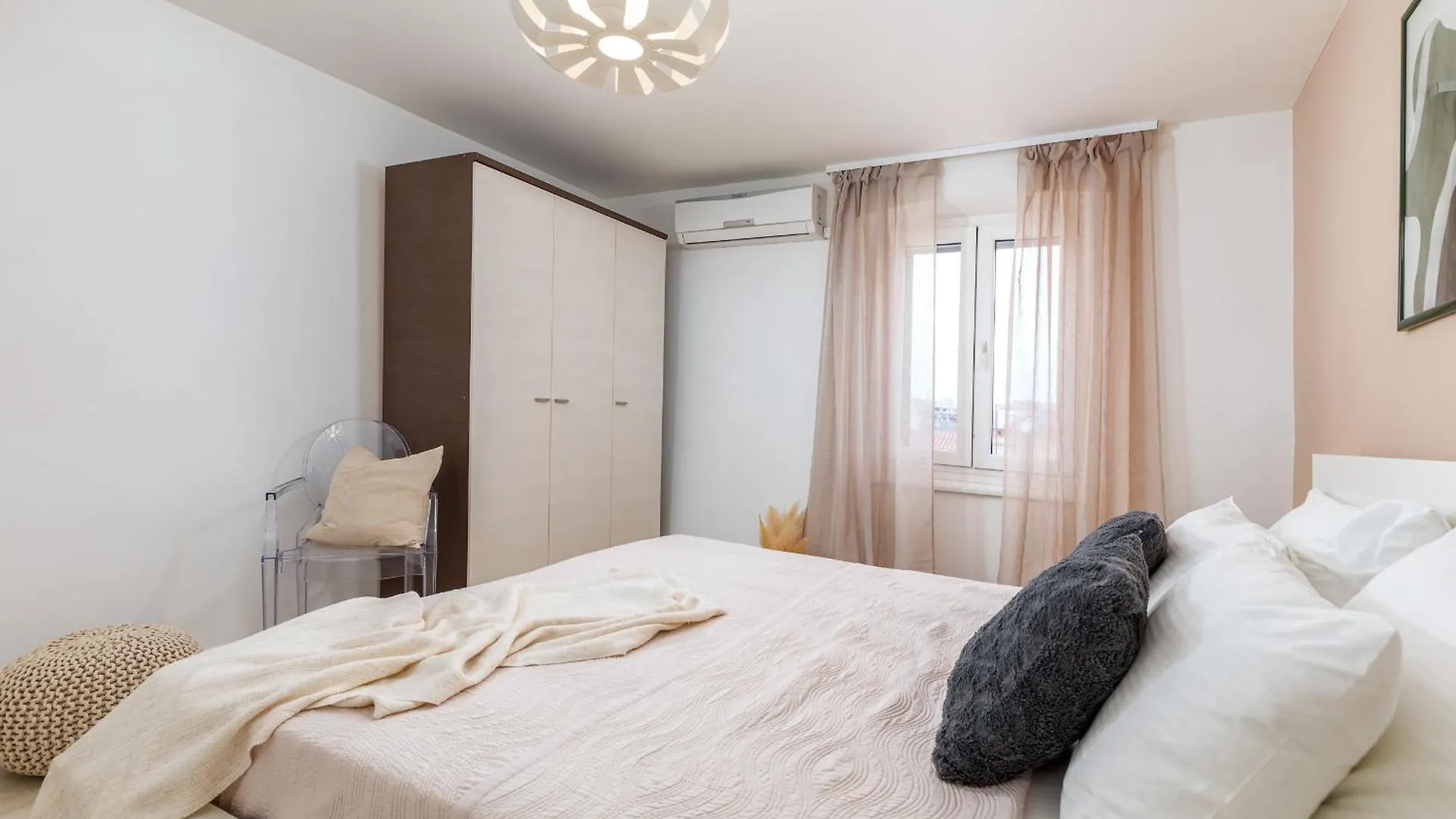 Unique Apartment Pula